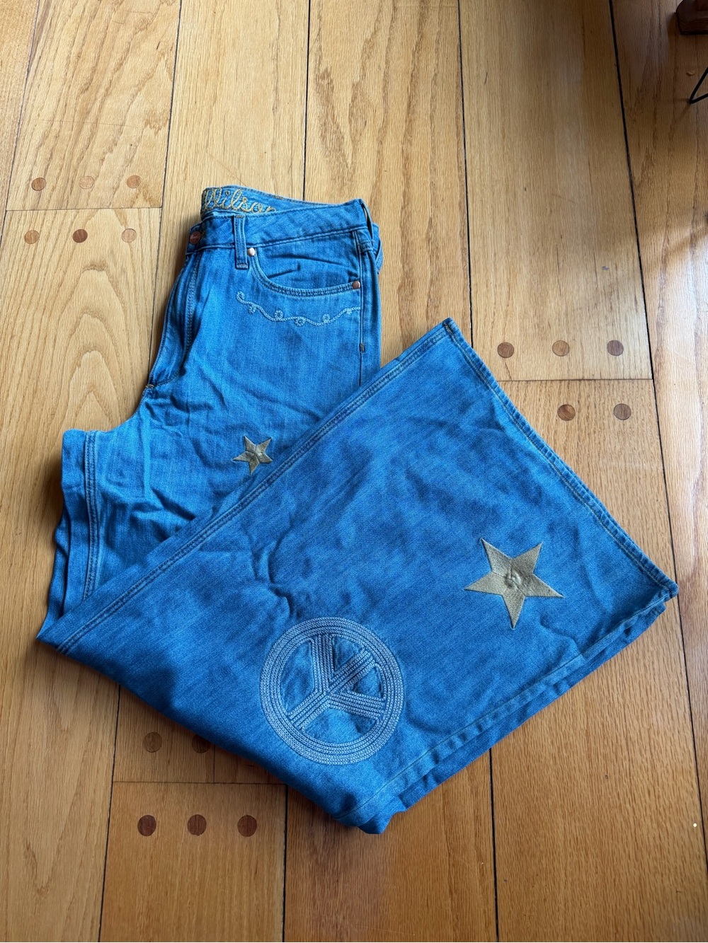 NWT Wrangler Womens X Lainey Wilson Cheeky Wide Leg Jean W33 - Picture 15 of 15